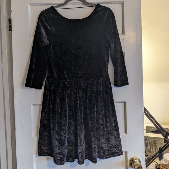 velvet black dress - Picture 1 of 5